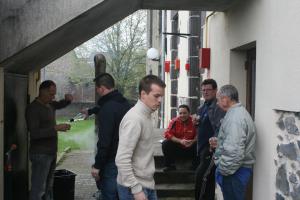 préparation de la potée dans le chaudron 0 Francois